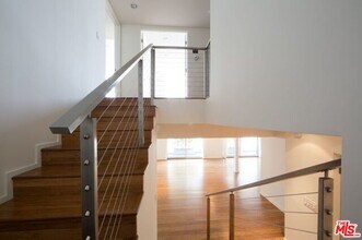 10366 Wilshire Blvd-Unit -203 in Los Angeles, CA - Building Photo - Building Photo