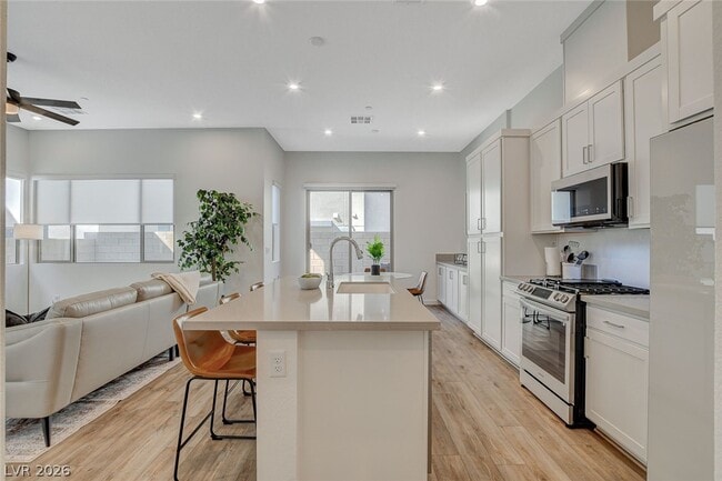 property at 3354 Via Strada St