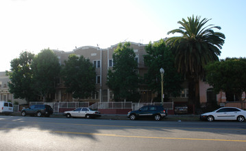 406 - 412 S Rampart Blvd in Los Angeles, CA - Building Photo - Building Photo