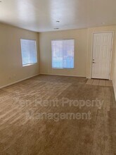 4569 E Sundance Ave in Gilbert, AZ - Building Photo - Building Photo