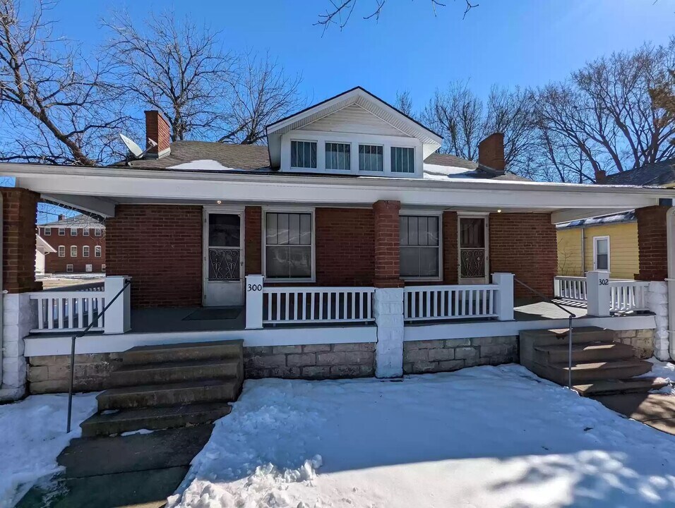 302 S Green St in Wichita, KS - Building Photo