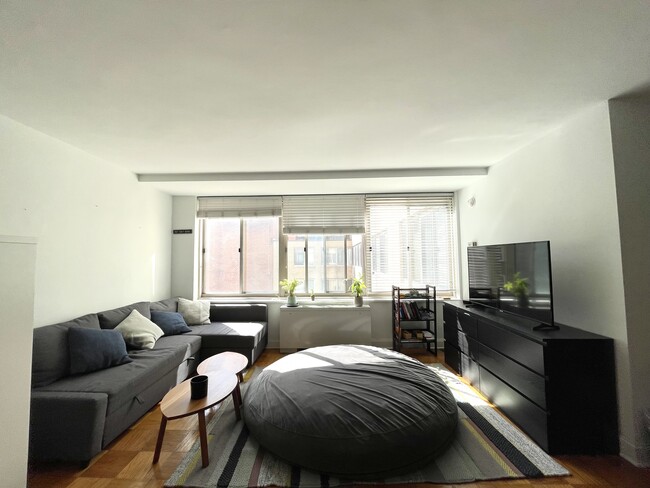 property at 922 24th St NW
