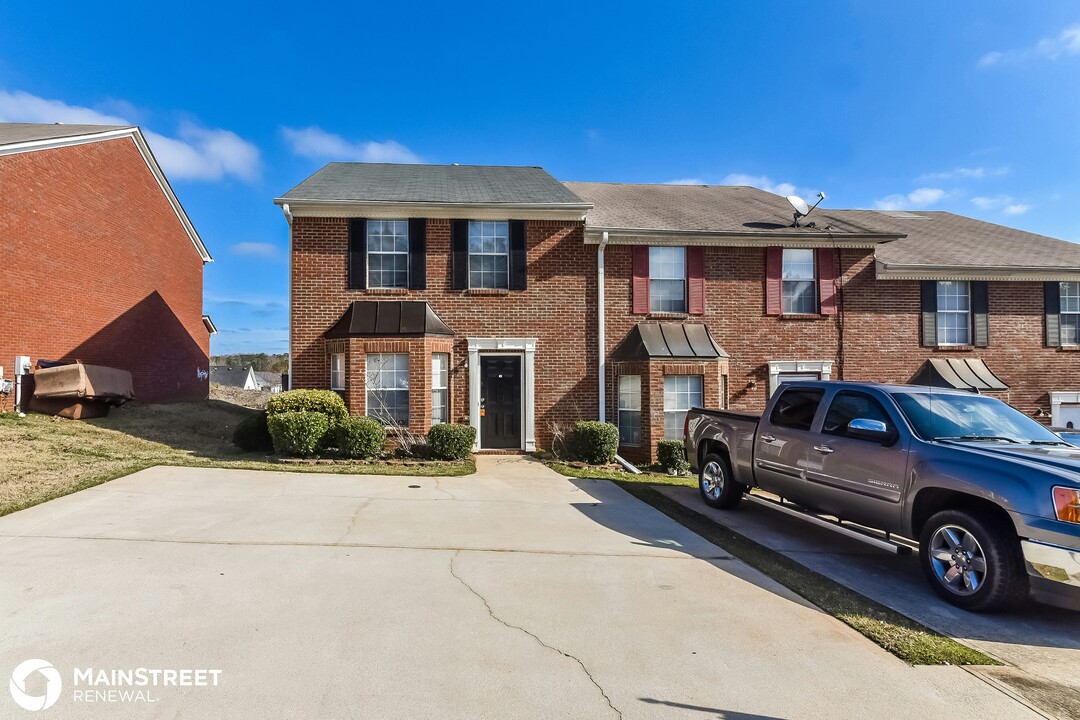 5686 Wind Gate Ln in Lithonia, GA - Building Photo