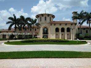 2901 NW 126th Ave, Unit 2325 in Sunrise, FL - Foto de edificio - Building Photo