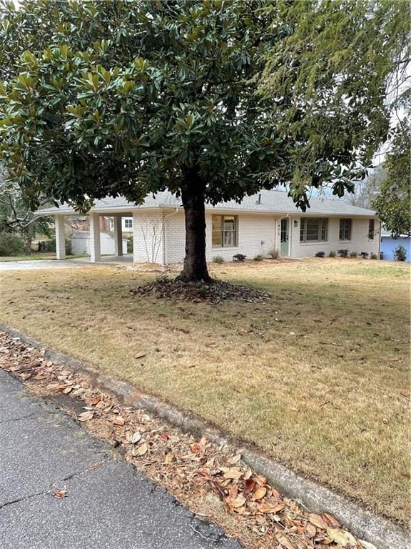 property at 475 Maxwell Rd