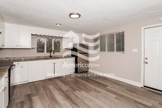 290 Lilly Ave in Macon, GA - Building Photo - Building Photo