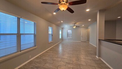 1919 Wormack Way in San Antonio, TX - Building Photo - Building Photo