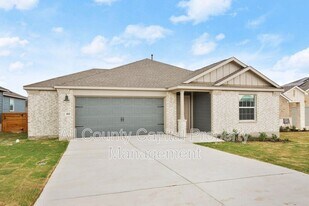 460 Jack Ryan in Kyle, TX - Building Photo