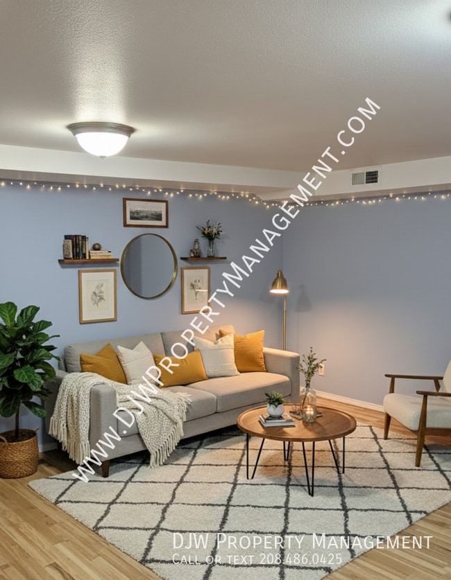 property at 1914 S Owyhee St