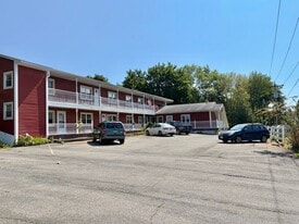 220 Broad St in Schuylerville, NY - Building Photo