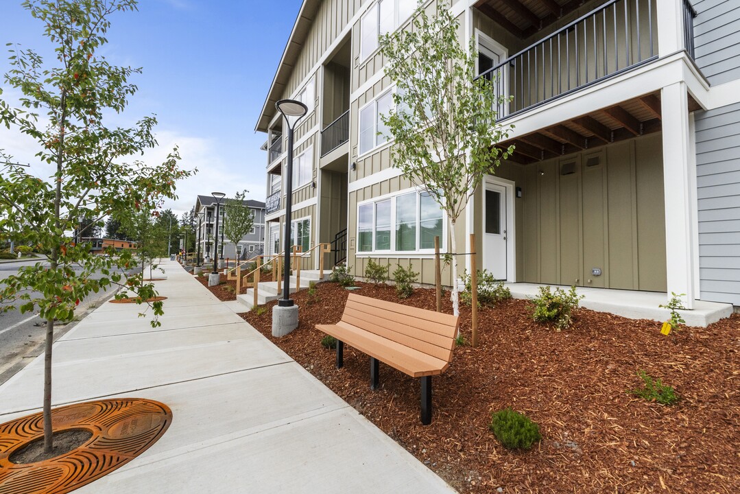 Hillside Apartments in Bonney Lake, WA - Building Photo