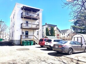 4 Sisson Terrace in Lynn, MA - Building Photo - Building Photo