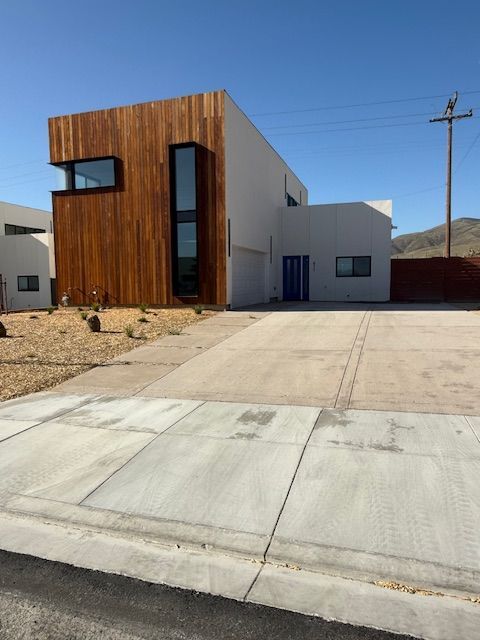 877 Terraza St in Soledad, CA - Building Photo