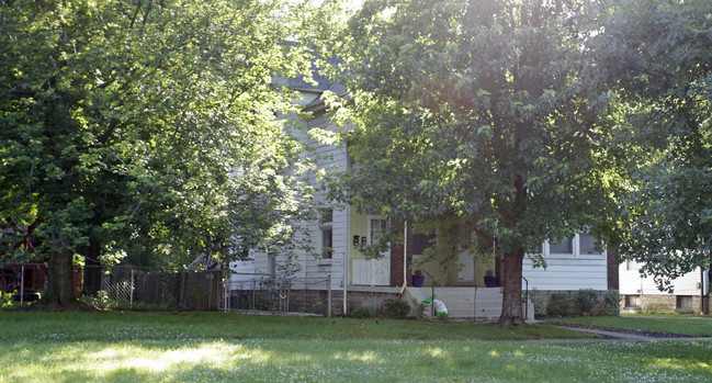 2252 Jefferson Ave in Norwood, OH - Foto de edificio - Building Photo