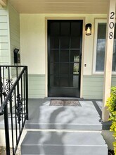 208 Mirada Ave in San Rafael, CA - Building Photo - Building Photo