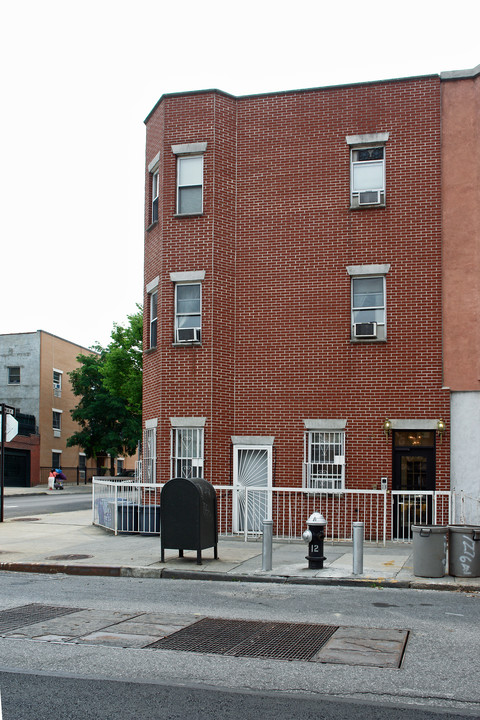 725 6th Ave in Brooklyn, NY - Building Photo