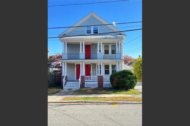 63 Jastram St, Unit 63 Jastram Street #3 in Providence, RI - Building Photo