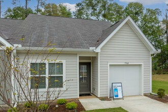 Covey Homes Tallahassee in Tallahassee, FL - Foto de edificio - Building Photo