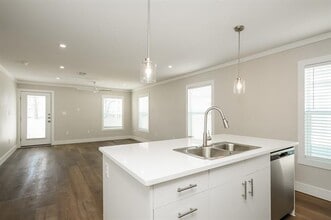 2104 Belzise Terrace in Fort Worth, TX - Building Photo - Building Photo