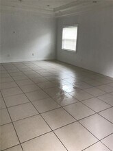 1911 May St in Brandon, FL - Building Photo - Building Photo