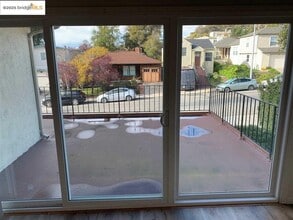 708 Solano Ave in Albany, CA - Building Photo - Building Photo