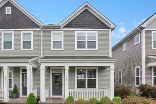 1242 N Grant Ave in Columbus, OH - Building Photo