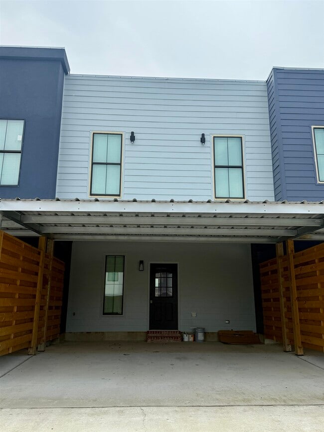 property at 3552 Knight Ln
