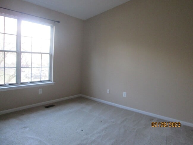 6504 Medinah Ln in Alexandria, VA - Building Photo - Building Photo