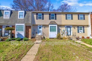 3387 Ryon Ct in Waldorf, MD - Building Photo