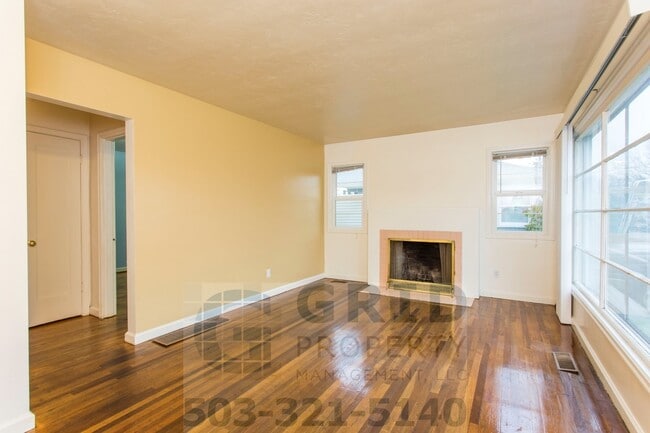 property at 7905 N Emerald Ave