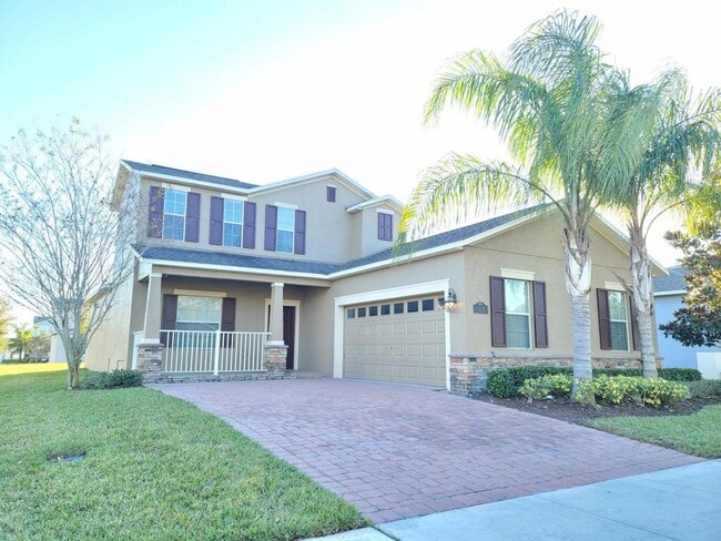 property at 15030 Evergreen Oak Loop