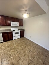 4480 Sandy River Dr in Las Vegas, NV - Building Photo - Building Photo