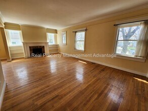 3036 Royal Ave in Berkley, MI - Building Photo - Building Photo