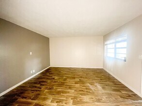 202 Lucerne Ave in Lake Worth Beach, FL - Building Photo - Building Photo