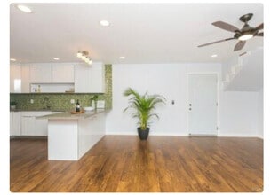 1310 Maalahi St in Honolulu, HI - Building Photo - Building Photo