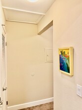 364 Eastridge Dr, Unit 1 Bedroom in San Ramon, CA - Building Photo - Building Photo