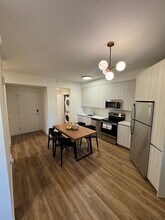 516 NE 3rd St, Unit A9 in Dania Beach, FL - Building Photo - Building Photo