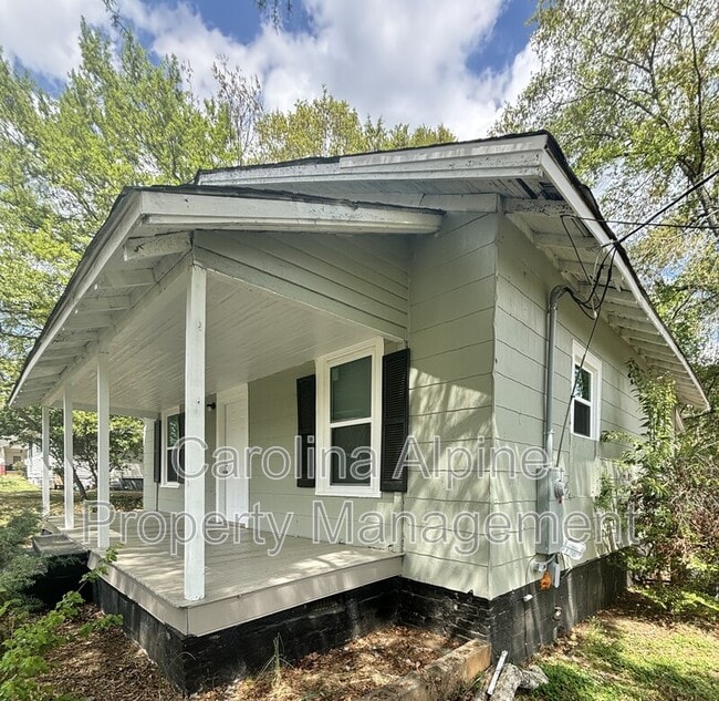 518 Dover St in Shelby, NC - Building Photo - Building Photo