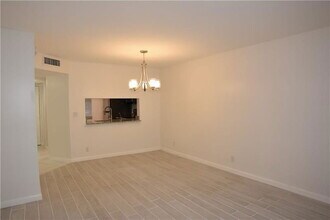 8750 Royal Palm Blvd in Coral Springs, FL - Building Photo - Building Photo