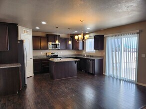 7231 Cedar Brush Ct in Colorado Springs, CO - Building Photo - Building Photo