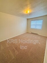 Willow Sands Apartments in Norfolk, VA - Building Photo - Building Photo