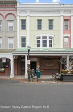 316 Wall St in Kingston, NY - Foto de edificio - Building Photo