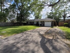 805 Lamar St in Vidor, TX - Building Photo