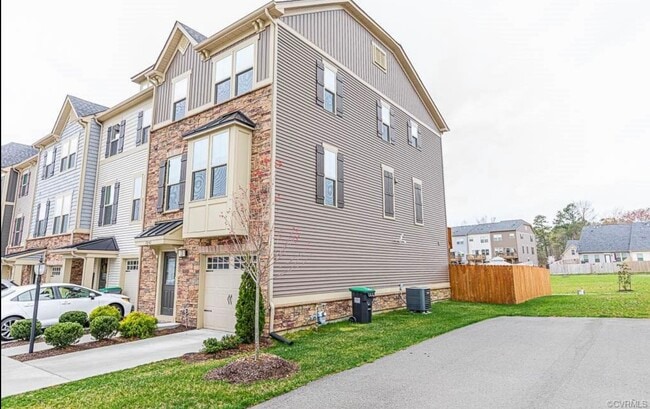 7842 Wistar Woods Pl in Henrico, VA - Building Photo - Building Photo