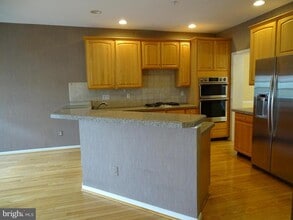 213 Silverbell Ct in West Chester, PA - Building Photo - Building Photo