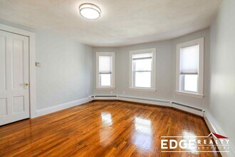 20 Brackett St, Unit 3 in Boston, MA - Building Photo - Building Photo