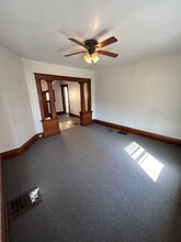 808 W Walnut St in Kalamazoo, MI - Building Photo - Building Photo