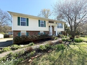 220 Brampton Rd in Knoxville, TN - Building Photo - Building Photo