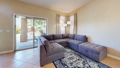 853 N Blackstone Ct in Chandler, AZ - Building Photo - Building Photo