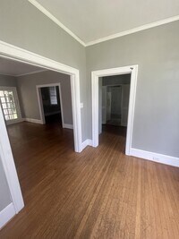 450 Stanley Ave photo'